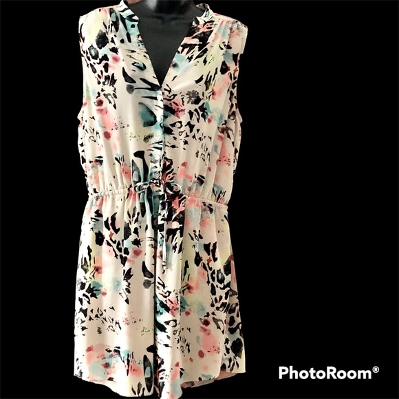 GUESS - Dress Size L - Picture 2 of 3